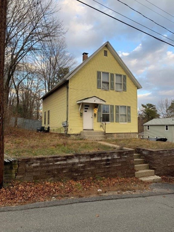 4 Clark Street Derry, NH 03038 - Photo 1 of 4 Gallery Image 1