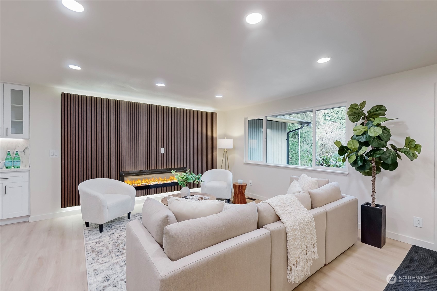 23710 48th Avenue Southeast Bothell, WA 98021 - Photo 3 of 17