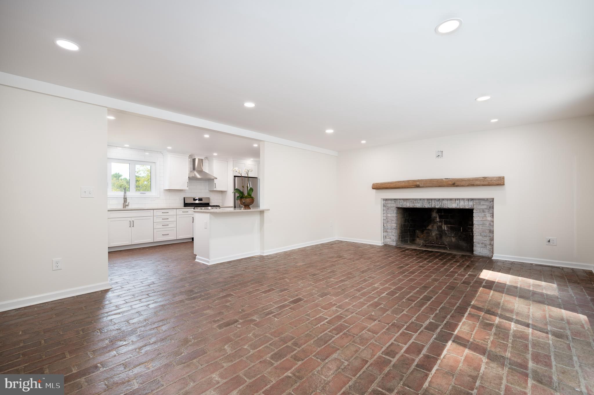 695 Bayard Road Kennett Square, PA 19348 - Photo 14 of 36 Family room off kitchen