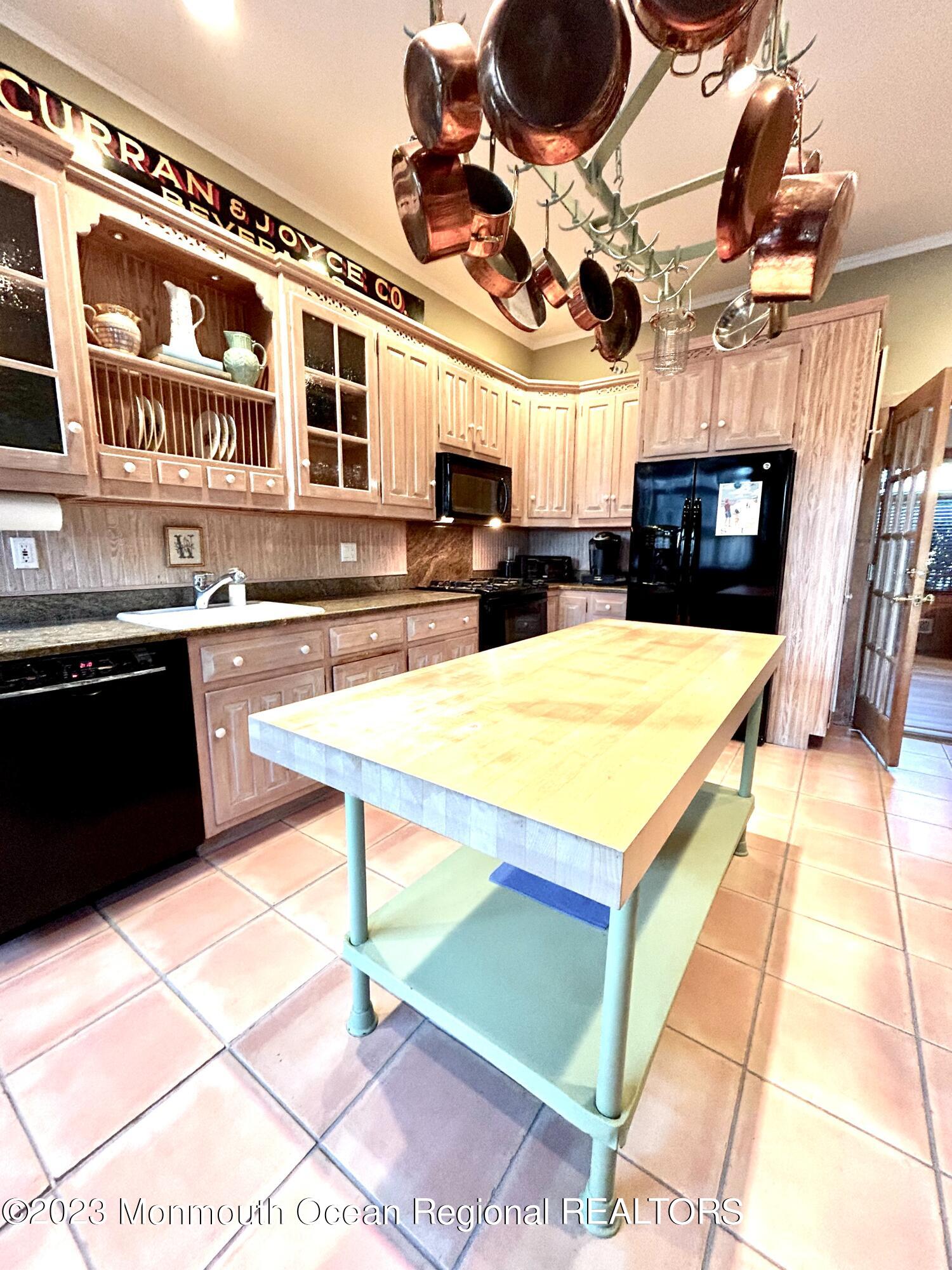 208 Passaic Avenue Spring Lake, NJ 07762 - Photo 7 of 19