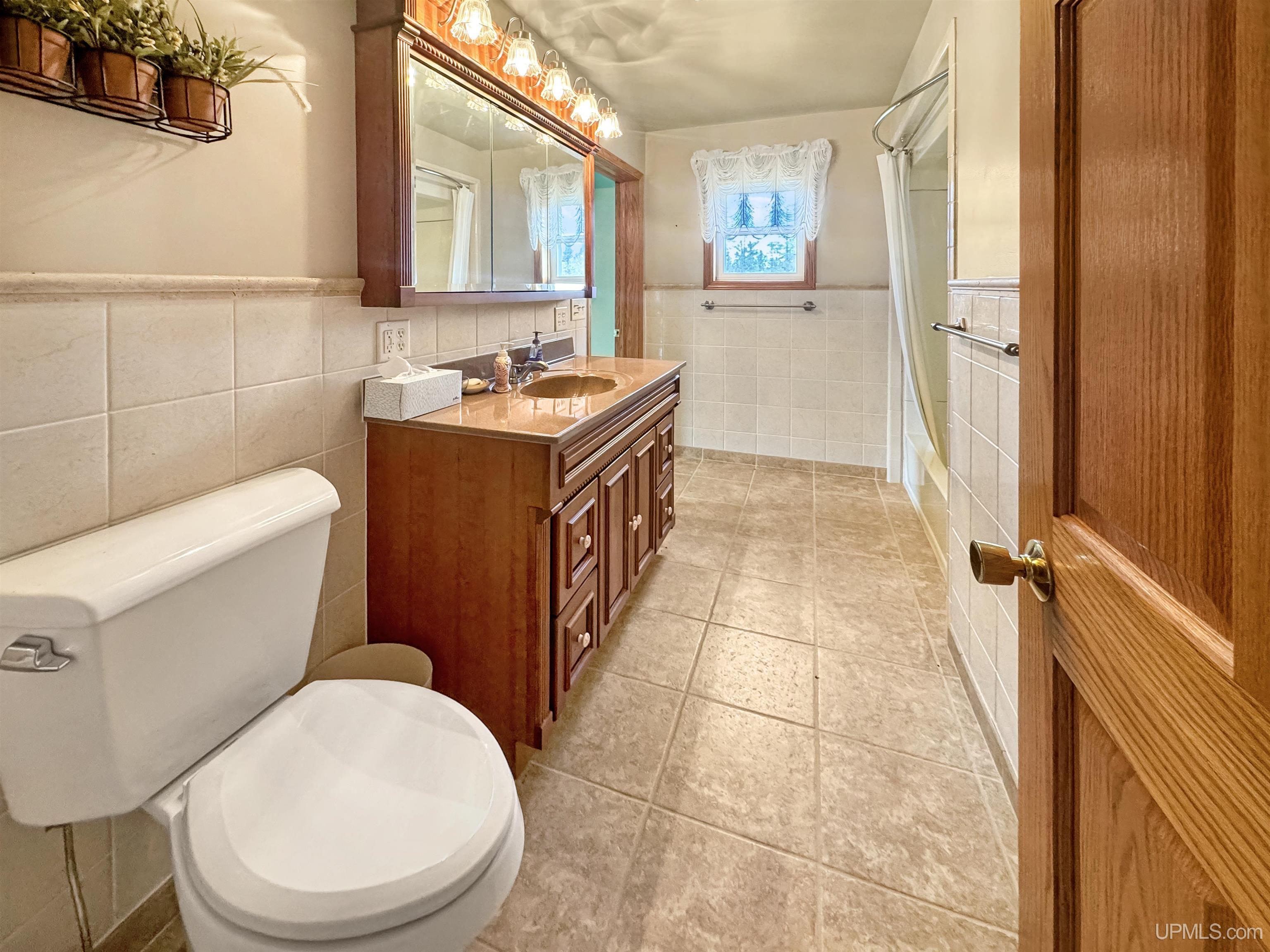 109 Offerman Road Amasa, MI 49903 - Photo 37 of 76