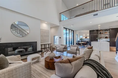$1,824,000 | 7115 Casa Loma Avenue, Dallas, TX 75214