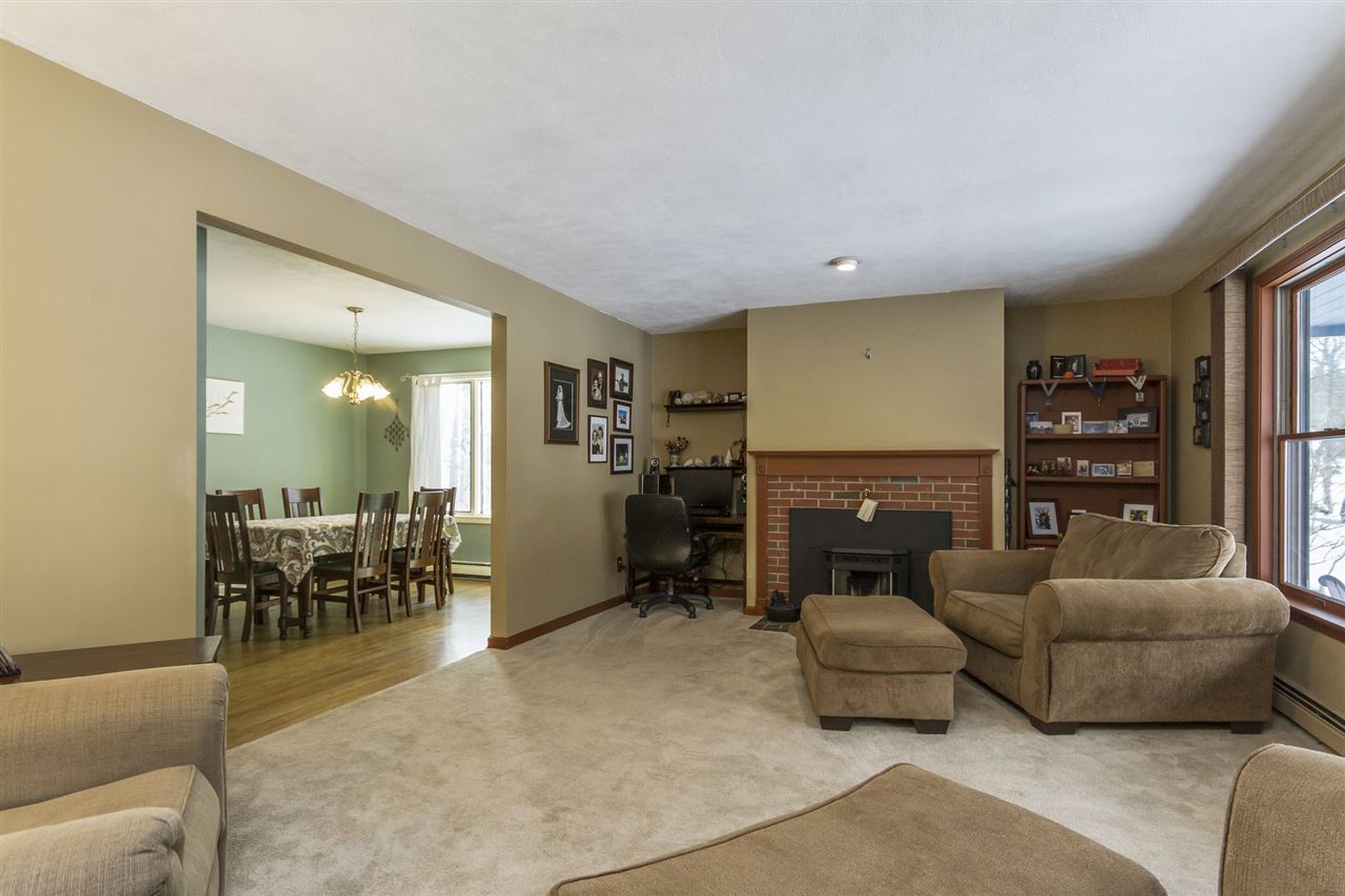 13 Capitol Circle Rochester, NH 03867 - Photo 6 of 40