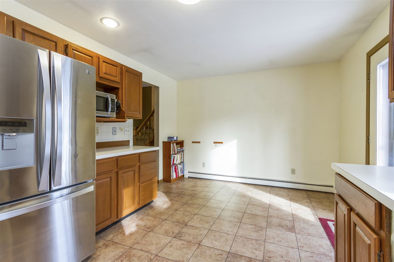 13 Capitol Circle Rochester, NH 03867 - Photo 10 of 40