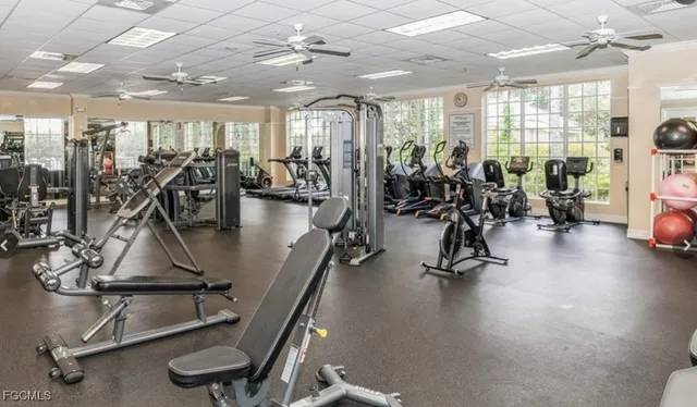 a view of front of house with yard