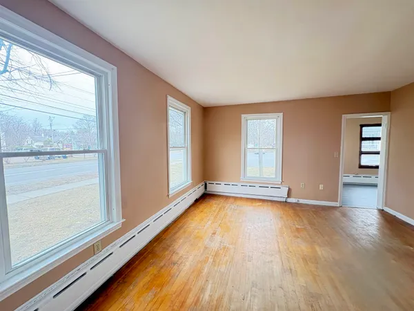 $2,400 | 51 Main Street, Essex Junction, VT 05452