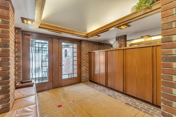 $10,500,000 | 5105 Turtle Pointe Drive, Ann Arbor, MI 48105