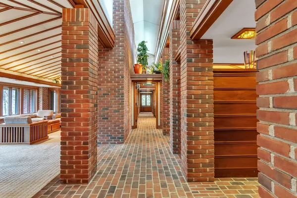 $10,500,000 | 5105 Turtle Pointe Drive, Ann Arbor, MI 48105