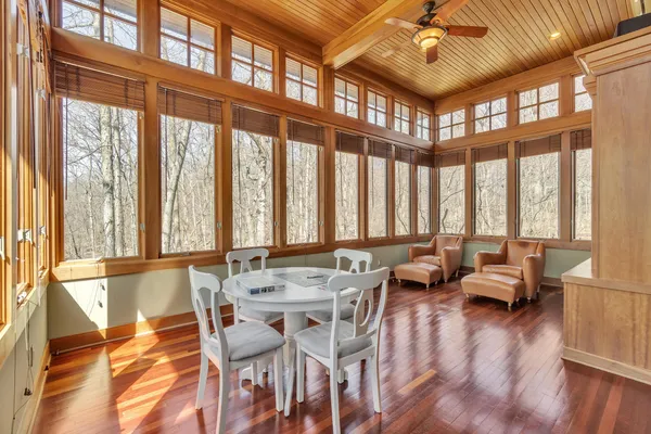 $10,500,000 | 5105 Turtle Pointe Drive, Ann Arbor, MI 48105