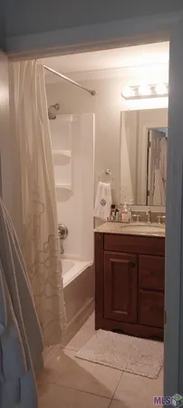 $2,400 | 710 East Boyd Drive, Unit 1501, Baton Rouge, LA 70808