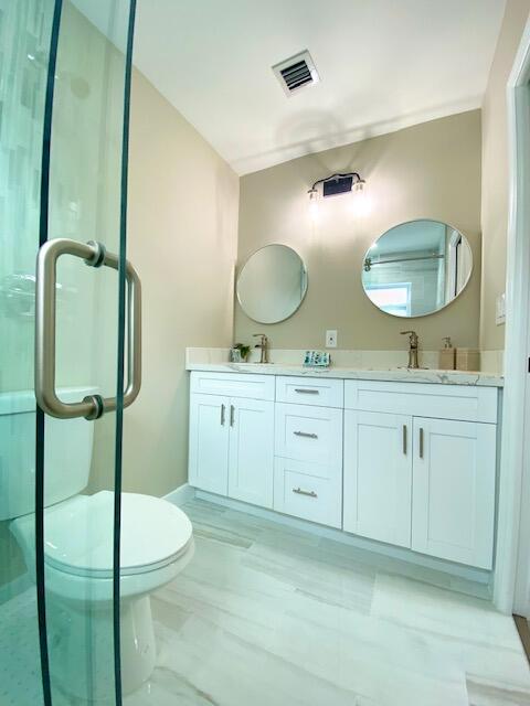 463 Manchester Street Boca Raton, FL 33487 - Photo 6 of 12 Master Bath