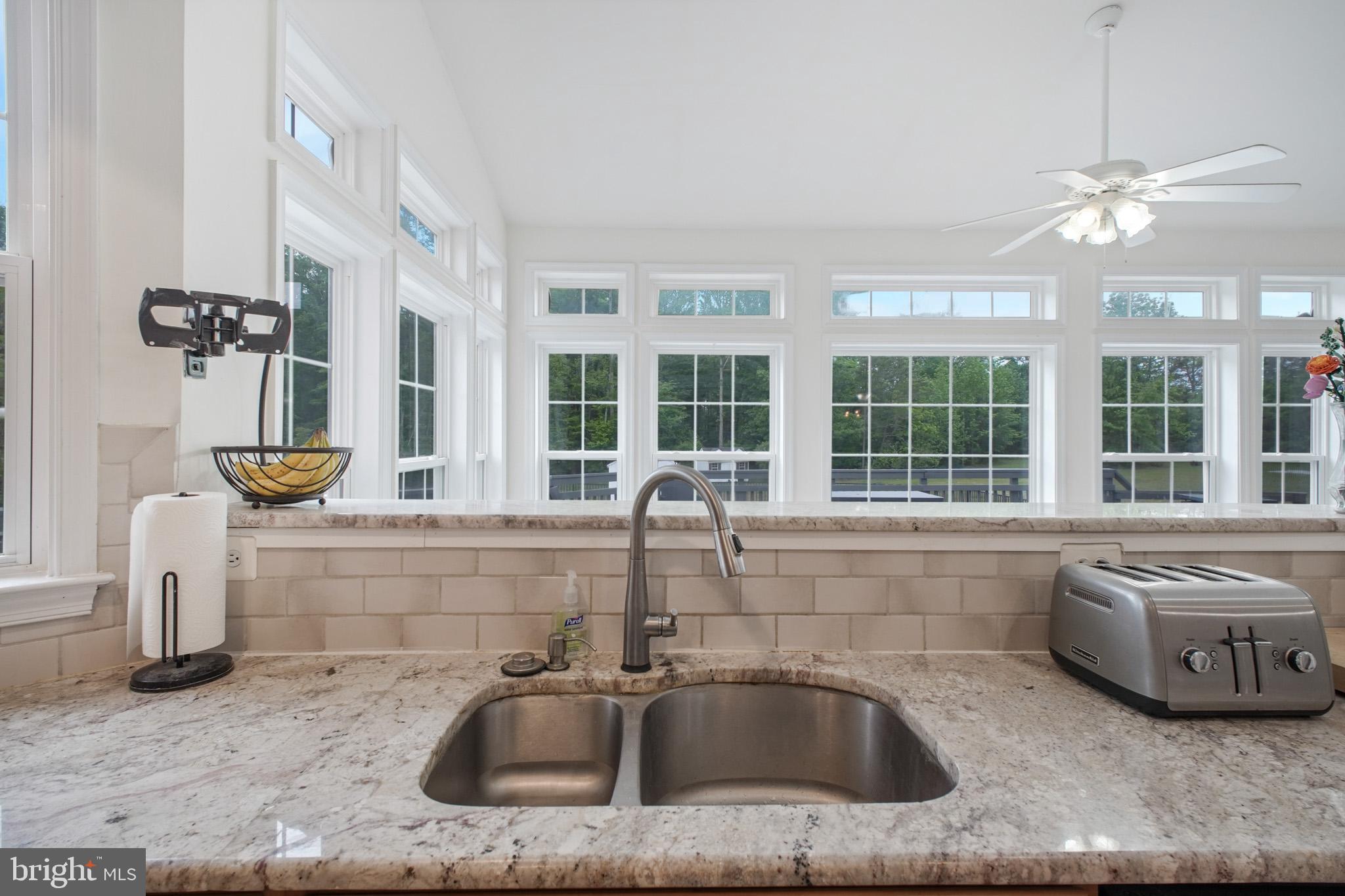 12504 Single Oak Road Fredericksburg, VA 22407 - Photo 17 of 74 Granite Countertops
