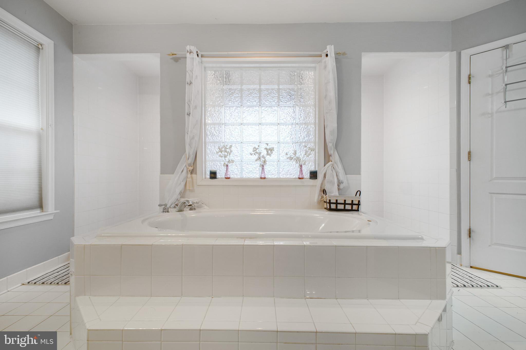 12504 Single Oak Road Fredericksburg, VA 22407 - Photo 34 of 74 Primary Bathroom