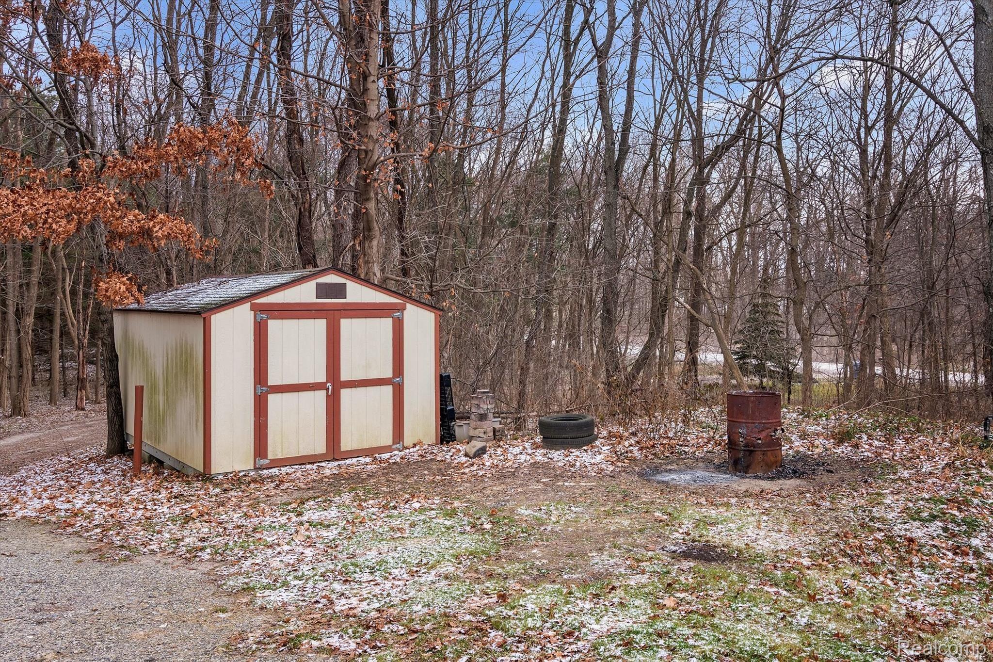 12077 Commerce Road Milford, MI 48380 - Photo 40 of 63 44-12077-Commerce-Rd-WindowStill-Real-Estate-Photography-44.jpg