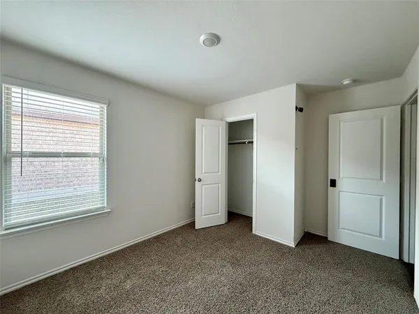 $2,000 | 3014 Saddleback Way, Forney, TX 75126