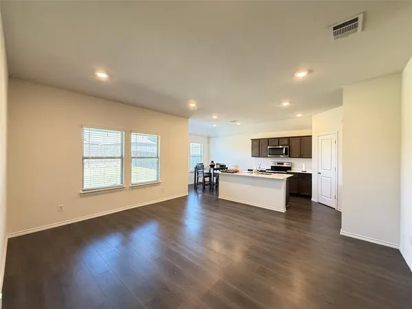 $2,000 | 3014 Saddleback Way, Forney, TX 75126