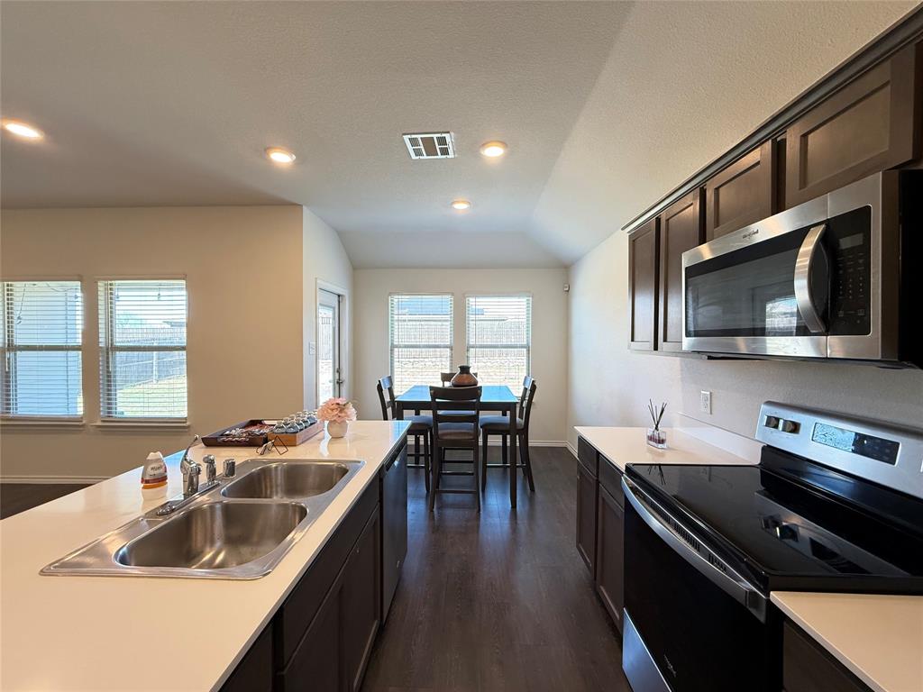 3014 Saddleback Way Forney, TX 75126 - Photo 4 of 15