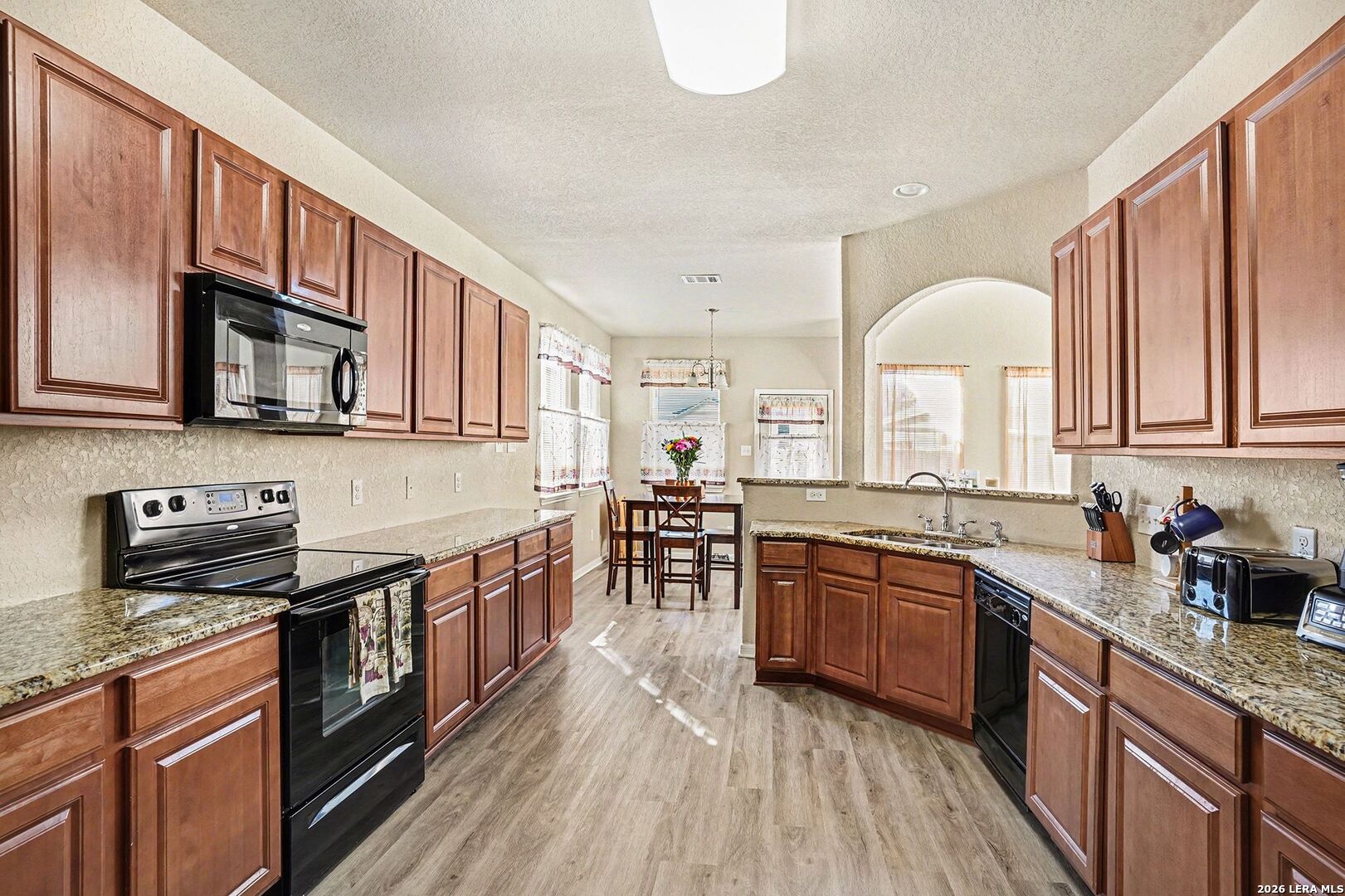 213 Wildcat Cibolo, TX 78108 - Photo 9 of 31