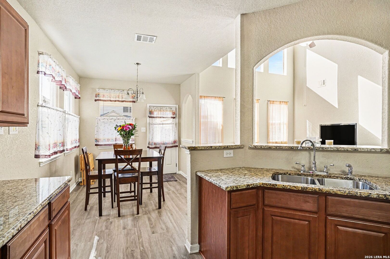 213 Wildcat Cibolo, TX 78108 - Photo 10 of 31