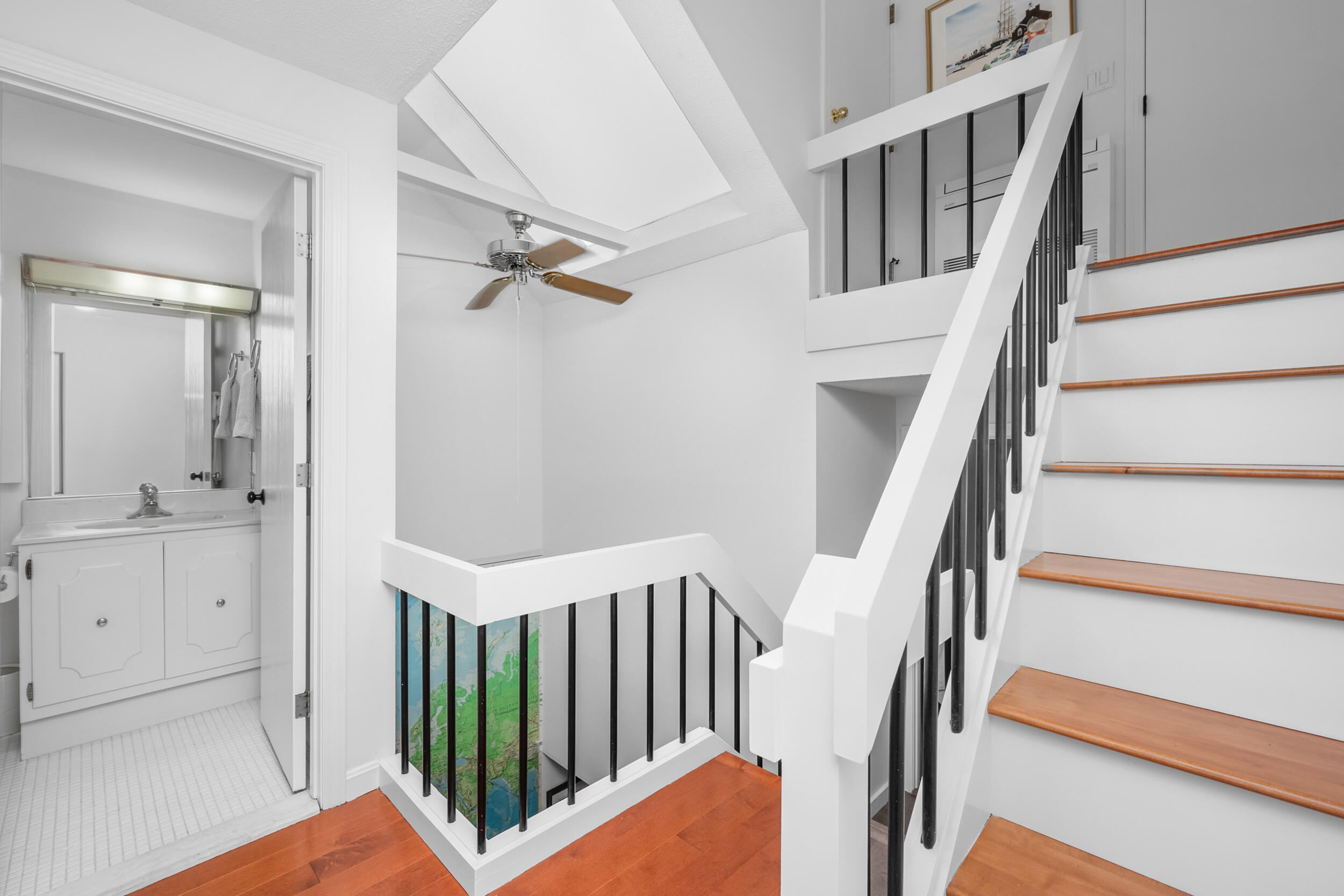 500 Ocean Street, Unit 8 Hyannis, MA 02601 - Photo 12 of 23 2nd floor
