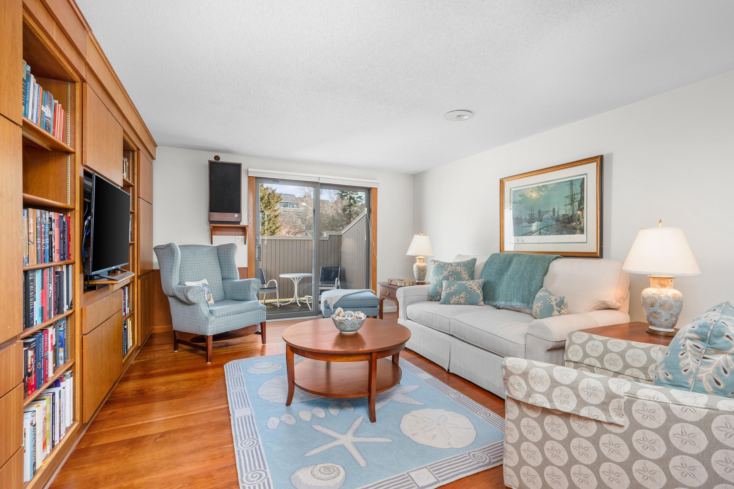 500 Ocean Street, Unit 8 Hyannis, MA 02601 - Photo 5 of 23 living