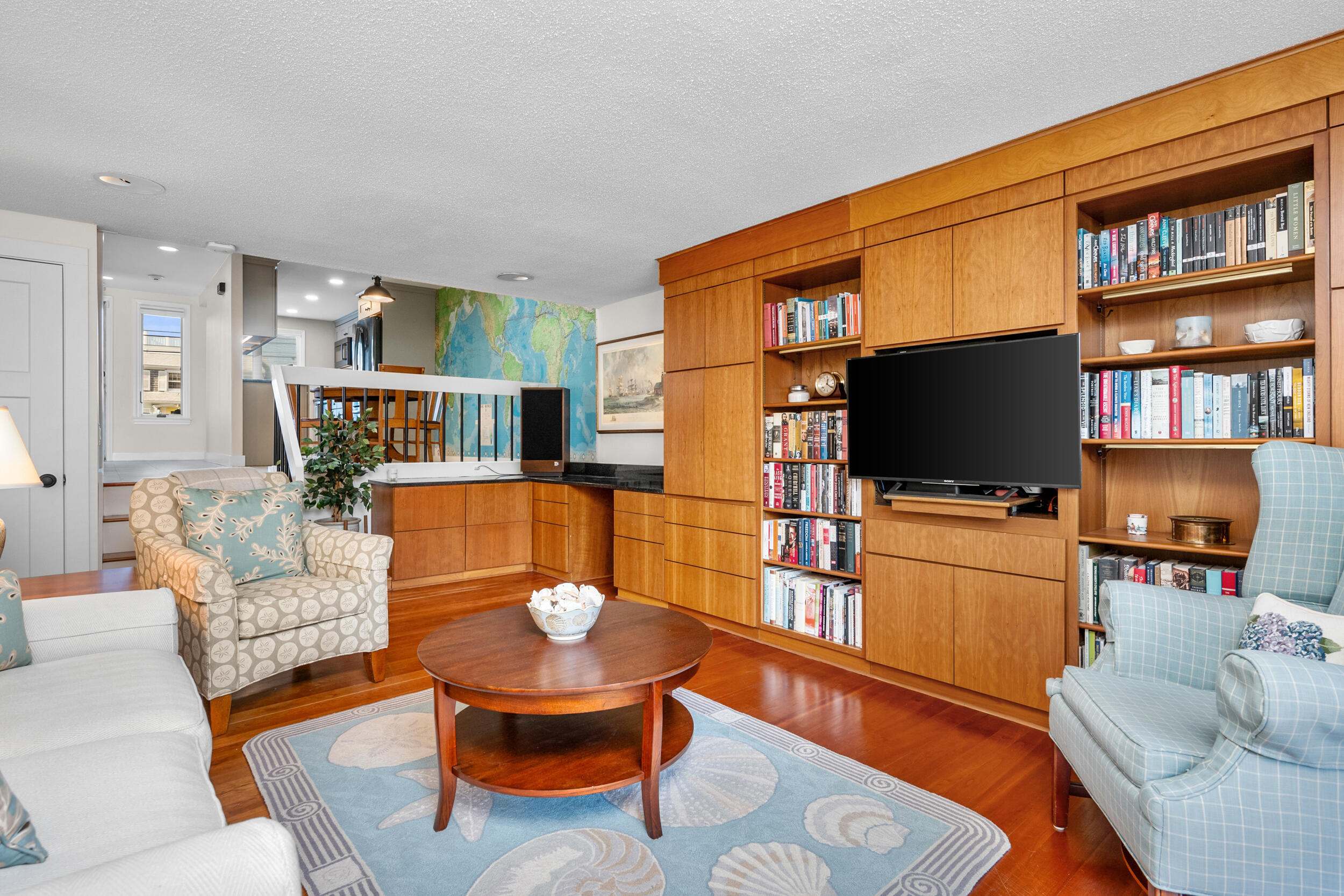 500 Ocean Street, Unit 8 Hyannis, MA 02601 - Photo 6 of 23 living2