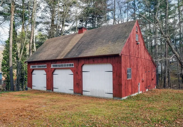 $699,999 | 134 Crescent Street, Hanson, MA 02341