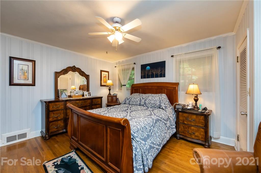 316 Bubbling Well Road Matthews, NC 28105 - Photo 22 of 47 Gallery Image 22
