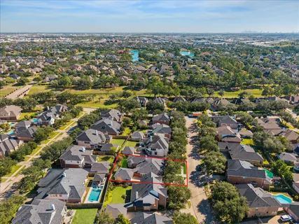 $450,000 | 12414 Aliso Bend Lane, Houston, TX 77041
