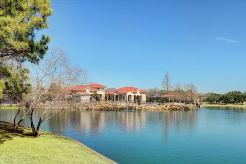 $450,000 | 12414 Aliso Bend Lane, Houston, TX 77041