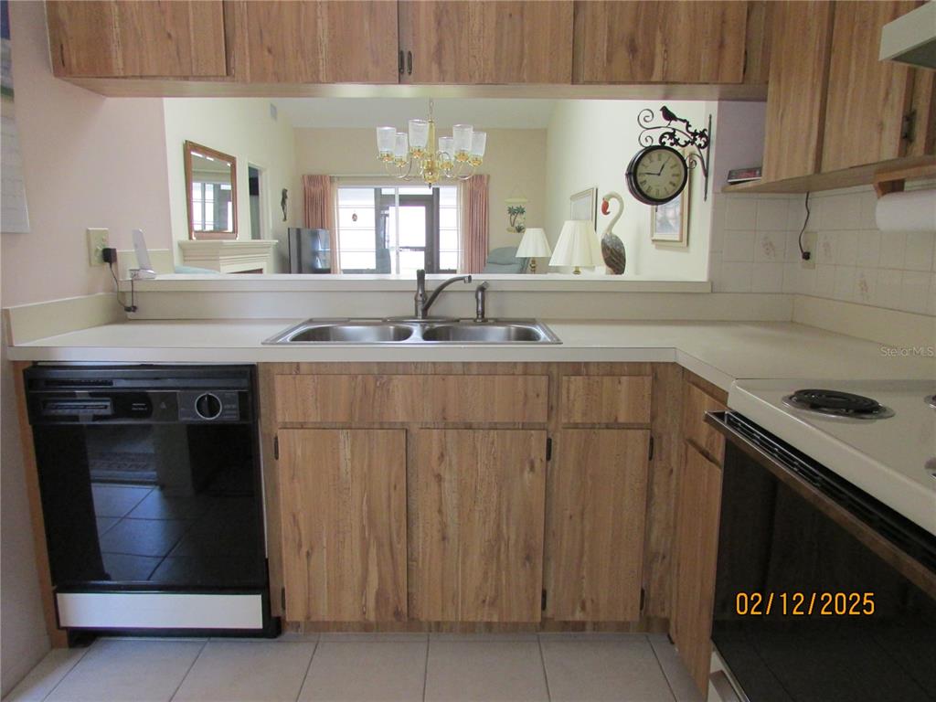 586 Rodeo Drive Largo, FL 33771 - Photo 13 of 32 Gallery Image 13