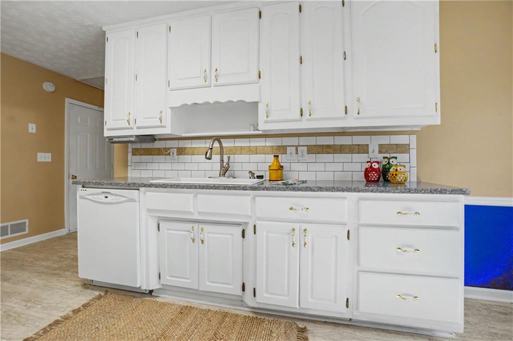 1392 Nunnally Trail Monroe, GA 30655 - Photo 6 of 22