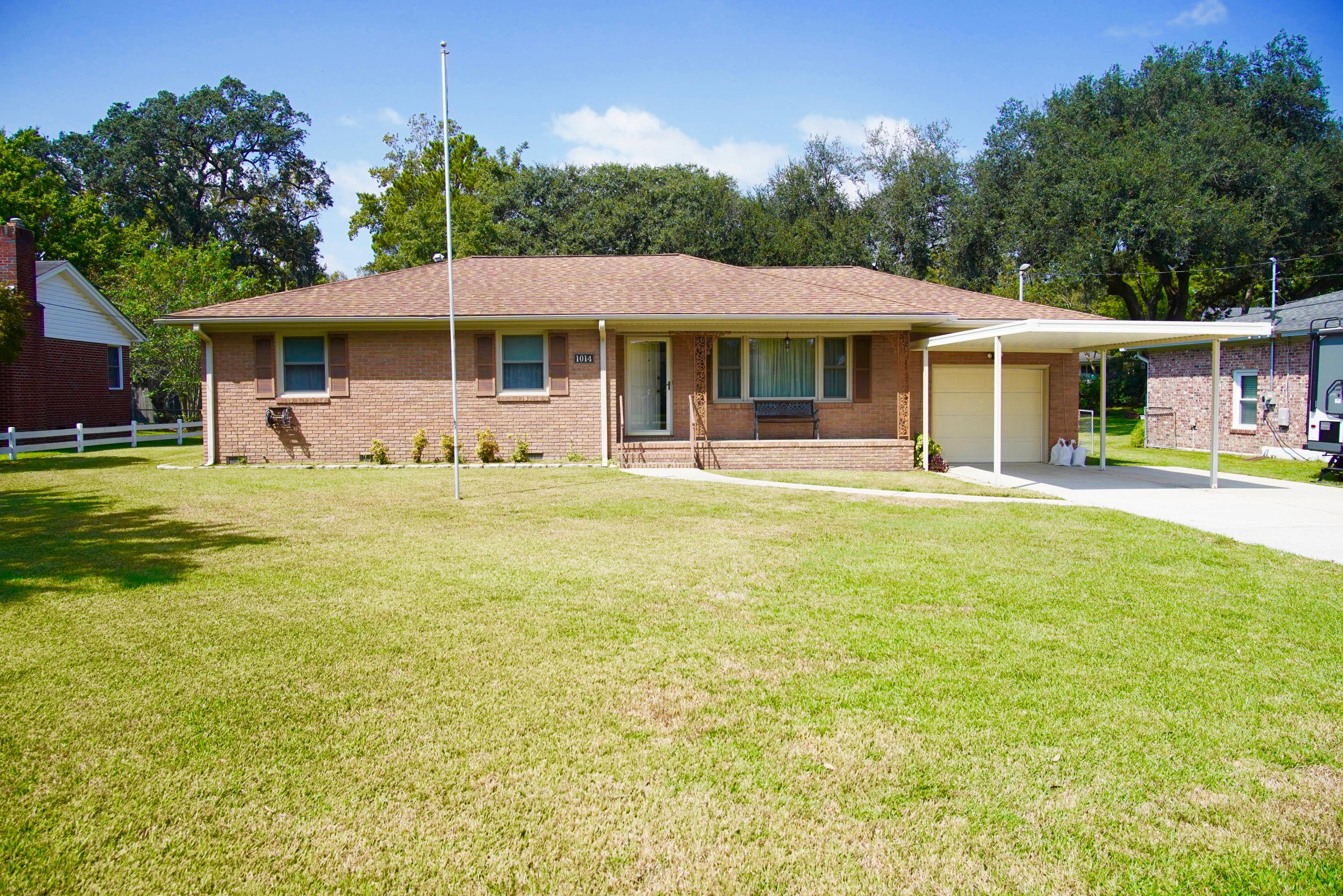 1014 East Recess Road Hanahan, SC 29410 - Photo 2 of 20 DSC00736