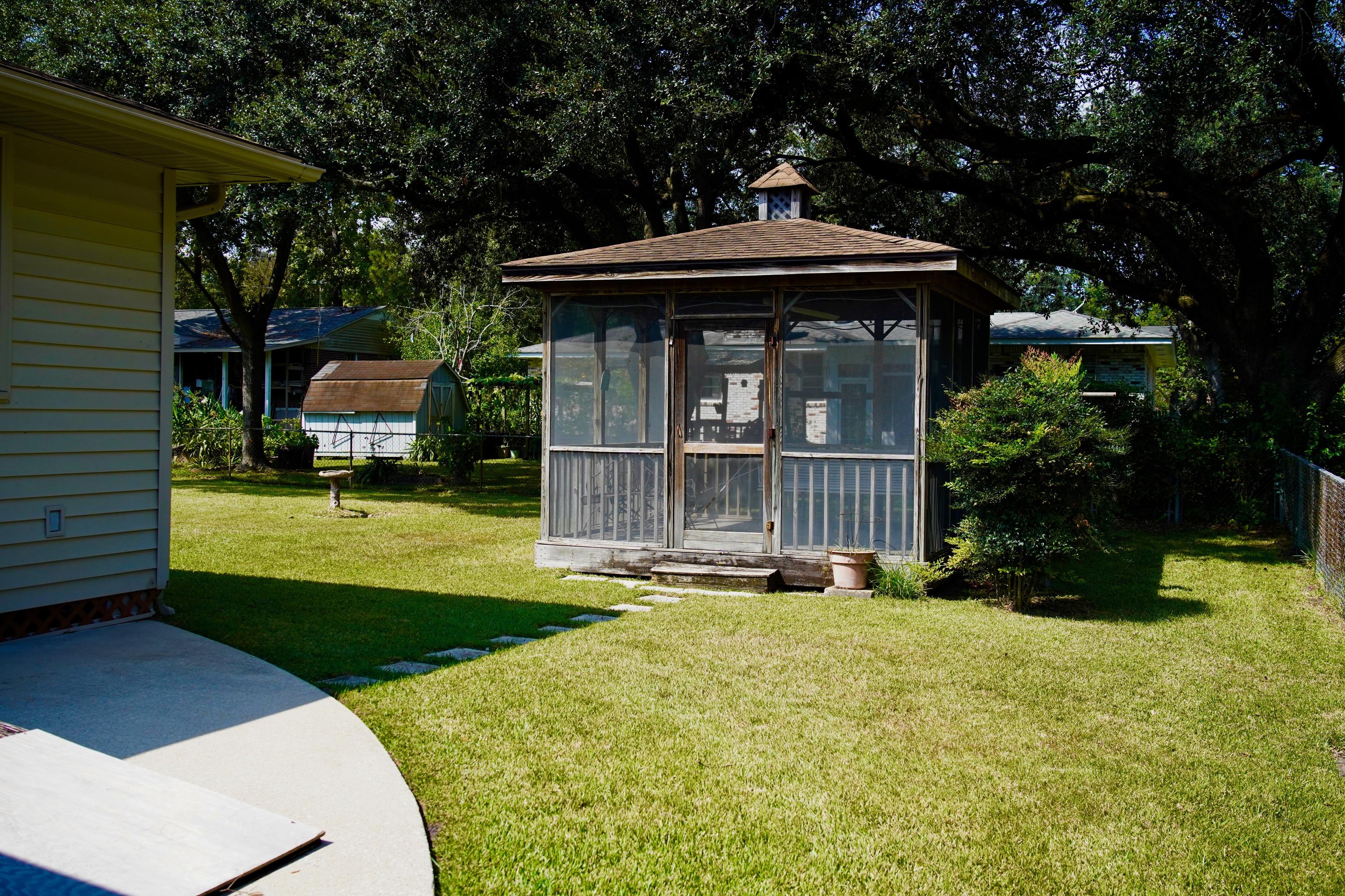 1014 East Recess Road Hanahan, SC 29410 - Photo 15 of 20 DSC00740