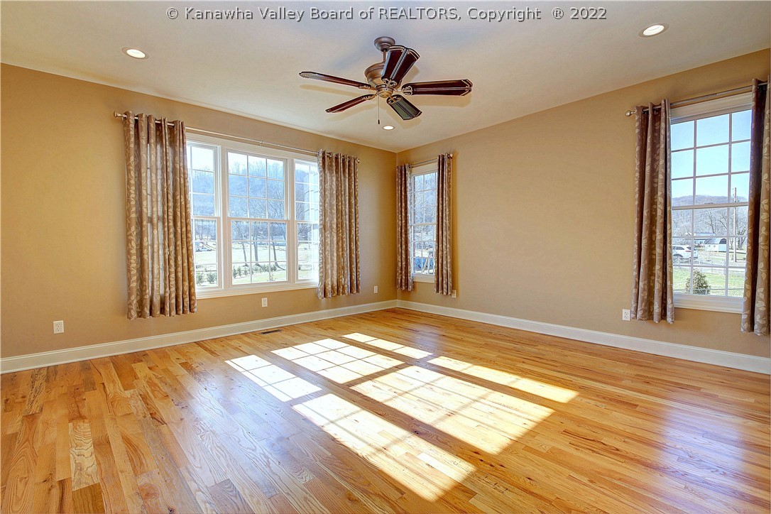 83 Nautical Drive Winfield, WV 25213 - Photo 19 of 47 Gallery Image 19