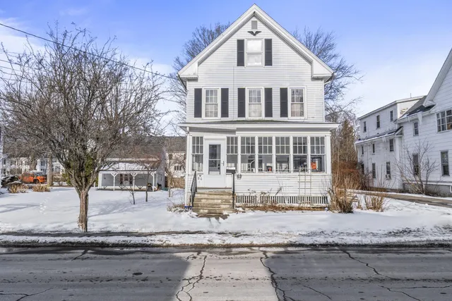 $250,000 | 80 Willow Street, Augusta, ME 04330