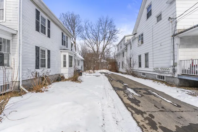 $250,000 | 80 Willow Street, Augusta, ME 04330