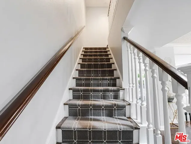 $6,750 | 17213 Palisades Circle, Pacific Palisades, CA 90272