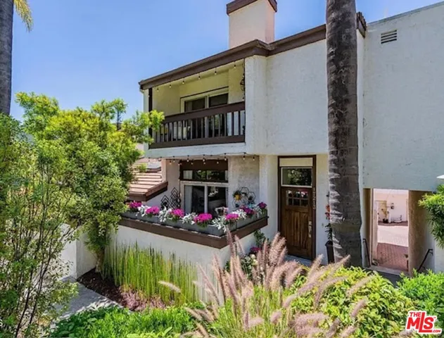 $6,750 | 17213 Palisades Circle, Pacific Palisades, CA 90272
