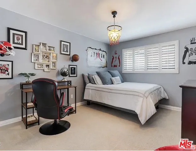 $6,750 | 17213 Palisades Circle, Pacific Palisades, CA 90272