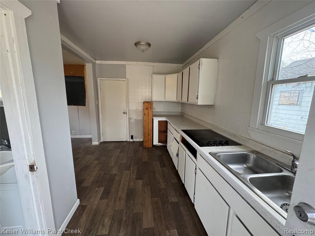 3401 Davison Road Flint, MI 48506 - Photo 5 of 5