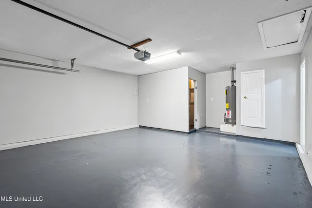 $219,900 | 110 Orange Drive, Senatobia, MS 38668