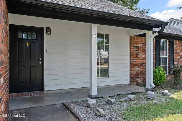 $219,900 | 110 Orange Drive, Senatobia, MS 38668