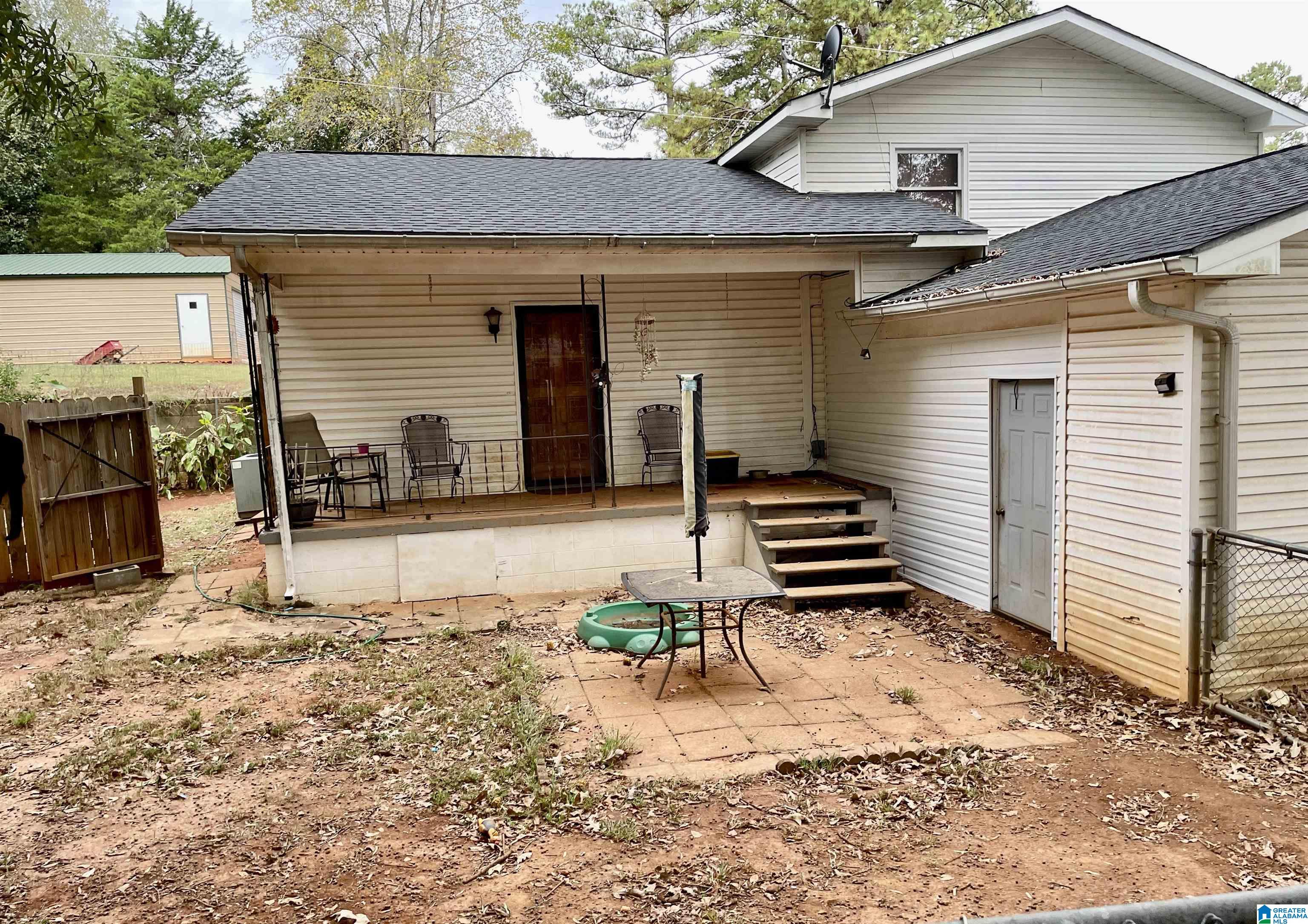 104 Higgins Street Talladega, AL 35160 - Photo 3 of 19