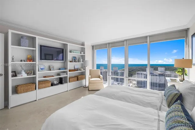 $3,600,000 | 881 Ocean Drive, Unit 20A, Key Biscayne, FL 33149