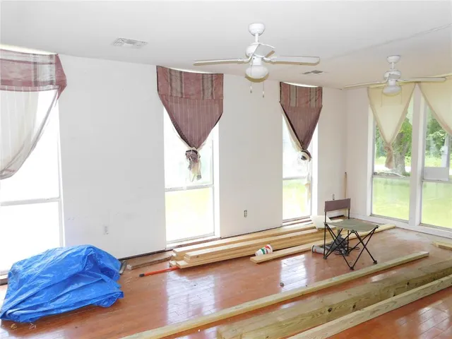 $99,500 | 504 Northeast 7th Street, Hubbard, TX 76648