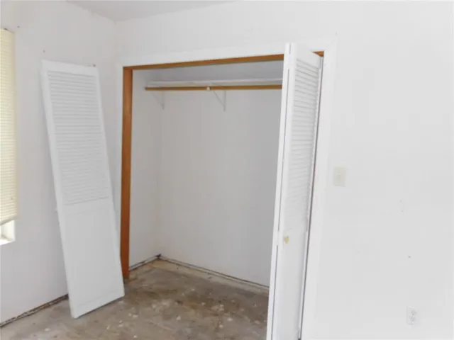 $99,500 | 504 Northeast 7th Street, Hubbard, TX 76648