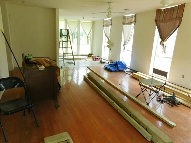 $99,500 | 504 Northeast 7th Street, Hubbard, TX 76648