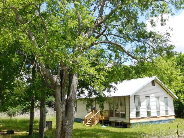 $99,500 | 504 Northeast 7th Street, Hubbard, TX 76648