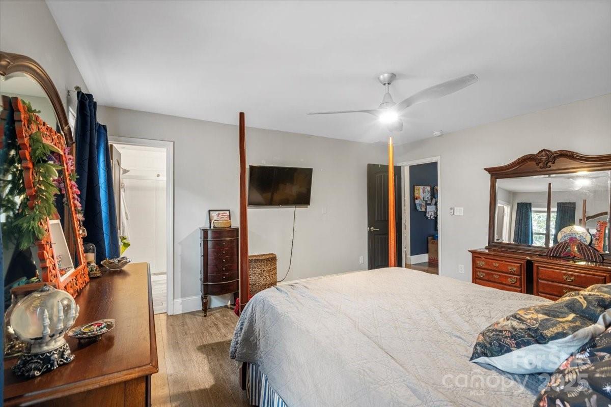 11501 Abernathy Road Charlotte, NC 28216 - Photo 20 of 41